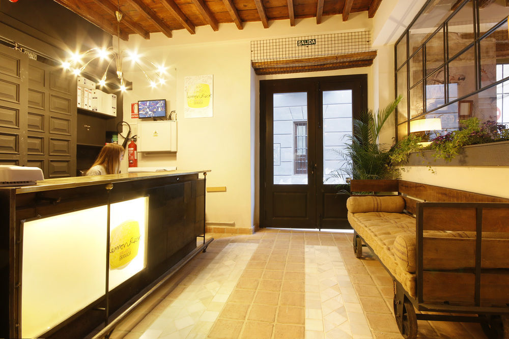 Lemon Rock Hostel Granada Eksteriør bilde